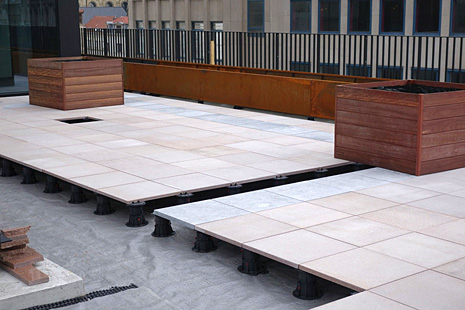 terrasse-en-dalles-de-plancher-technique-surelevees.jpg
